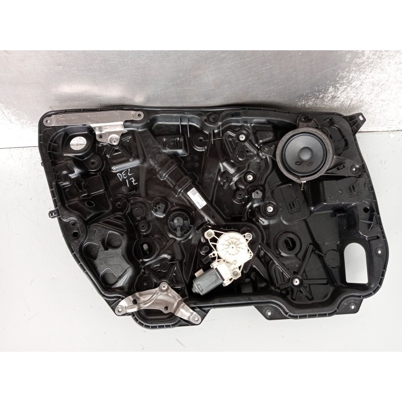 Recambio de elevalunas delantero izquierdo para mercedes-benz clase c (w206) c 200 d (206.003) referencia OEM IAM A2067228700 4P