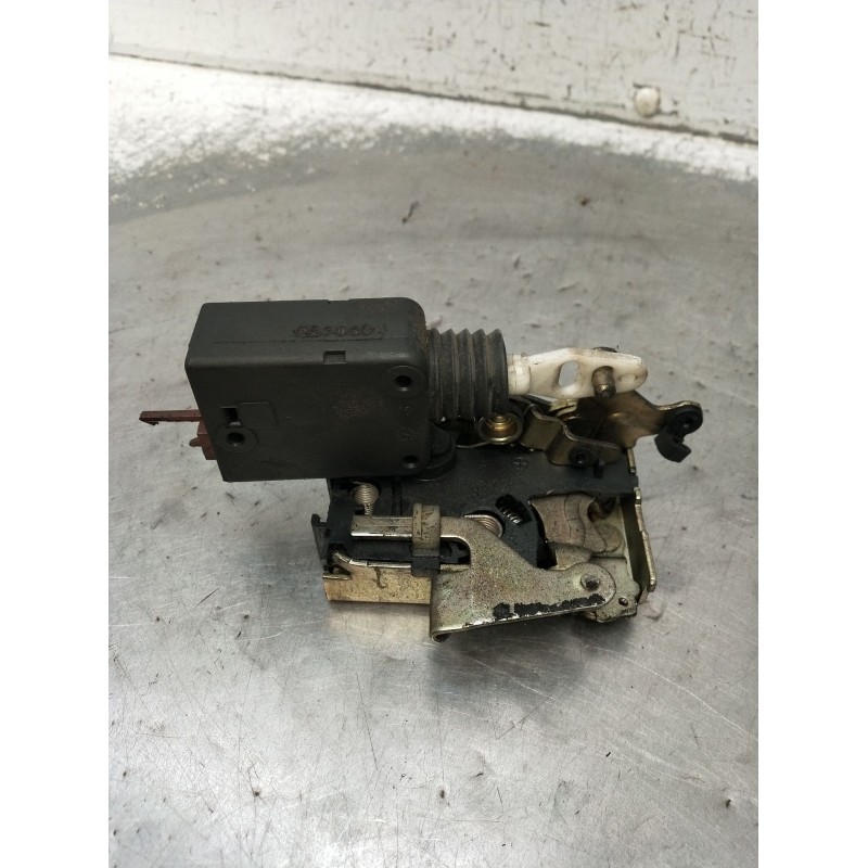 Recambio de motor cierre centralizado trasero izquierdo para peugeot 106 ii (1a_, 1c_) 1.1 i referencia OEM IAM  5P 1996