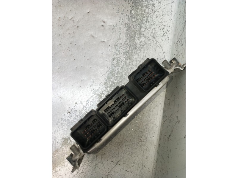 Recambio de centralita motor uce para peugeot 106 ii (1a_, 1c_) 1.1 i referencia OEM IAM 0261206246 9648484380 9637838780 1996