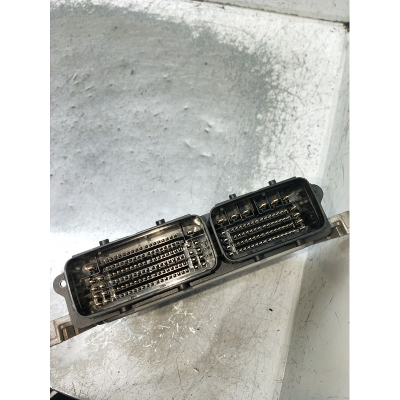 Recambio de centralita motor uce para peugeot 5008 (0u_, 0e_) 1.6 bluehdi 120 referencia OEM IAM 0281032456 9814182680 1039S8809