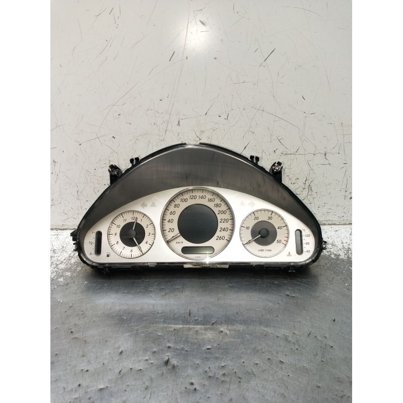 Recambio de cuadro instrumentos para mercedes-benz clase e (w211) e 220 cdi (211.008) referencia OEM IAM A2115406248 11008035101