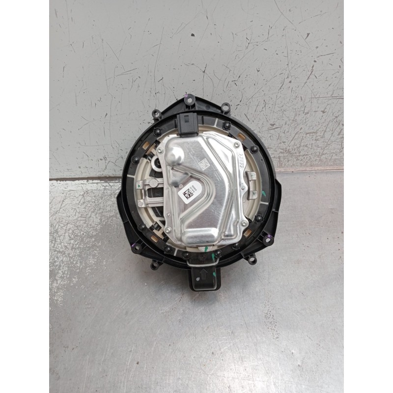Recambio de motor calefaccion para mercedes-benz clase c (w206) c 200 d (206.003) referencia OEM IAM A2069064401 T3332000H 