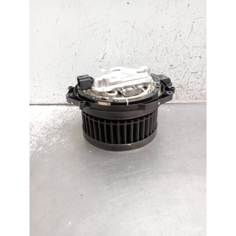 Recambio de motor calefaccion para mercedes-benz clase c (w206) c 200 d (206.003) referencia OEM IAM A2069064401 T3332000H 
