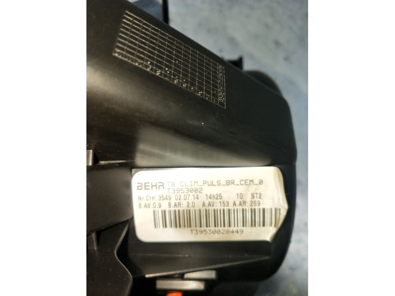 Recambio de motor calefaccion para peugeot 5008 (0u_, 0e_) 1.6 bluehdi 120 referencia OEM IAM T3953002  2012