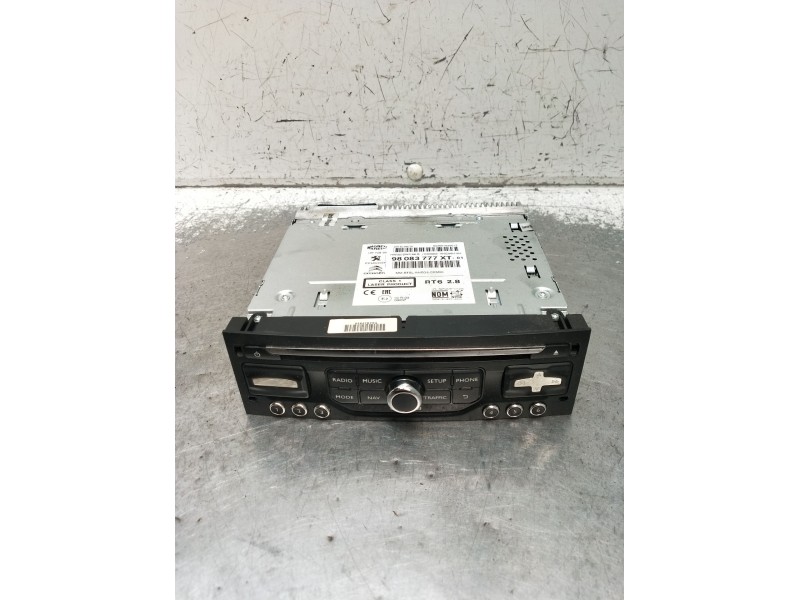 Recambio de sistema audio / radio cd para peugeot 5008 (0u_, 0e_) 1.6 bluehdi 120 referencia OEM IAM 98083777XT  2012