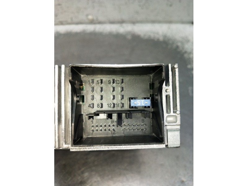 Recambio de sistema audio / radio cd para peugeot 5008 (0u_, 0e_) 1.6 bluehdi 120 referencia OEM IAM 98083777XT  2012