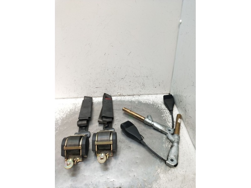 Recambio de juego cinturones delantero para renault megane ii (bm0/1_, cm0/1_) 1.5 dci (bm02, bm13, bm2a, cm02, cm13) referencia