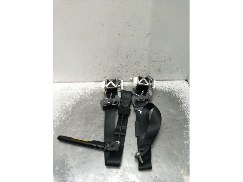 Recambio de juego cinturones delantero para peugeot 5008 (0u_, 0e_) 1.6 bluehdi 120 referencia OEM IAM  5P 2012