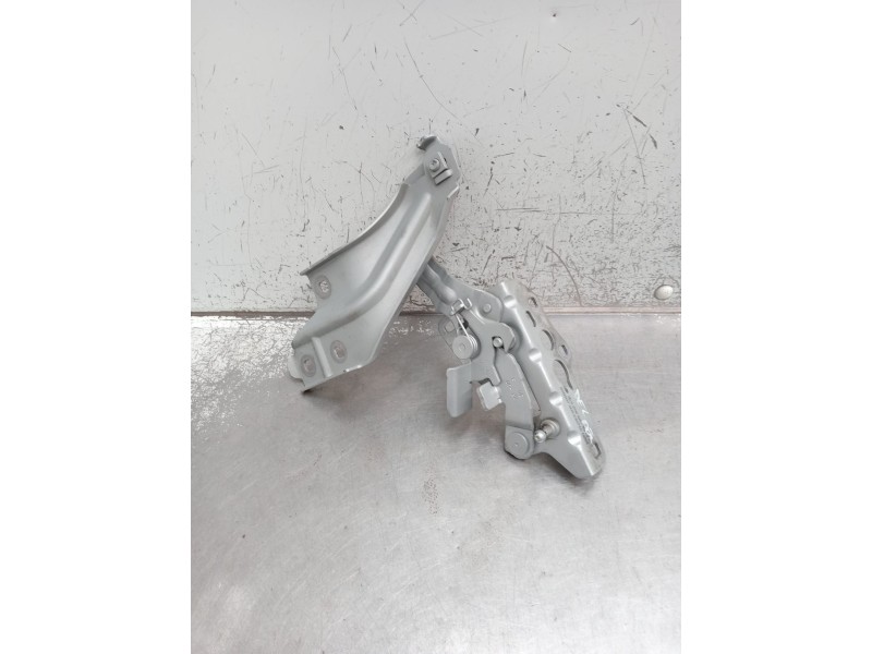 Recambio de bisagra capot para mercedes-benz clase c (w206) c 200 d (206.003) referencia OEM IAM A2068803901 DERECHA 2021