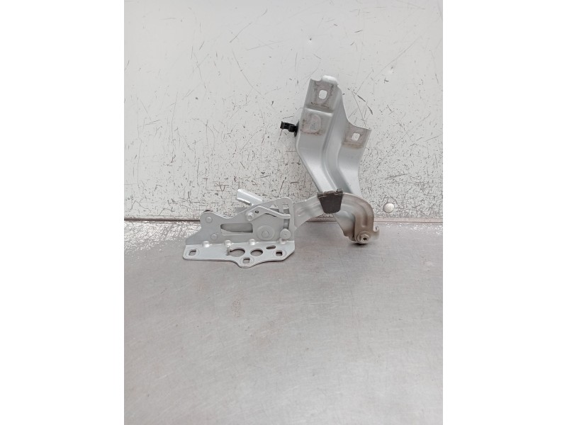 Recambio de bisagra capot para mercedes-benz clase c (w206) c 200 d (206.003) referencia OEM IAM A2068803801 IZQUIERDA 2021
