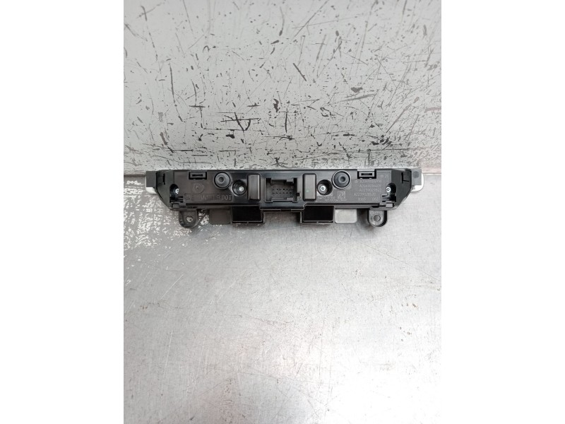Recambio de mando multifuncion para mercedes-benz clase c (w206) c 200 d (206.003) referencia OEM IAM A2069004916 A2069016409 A2