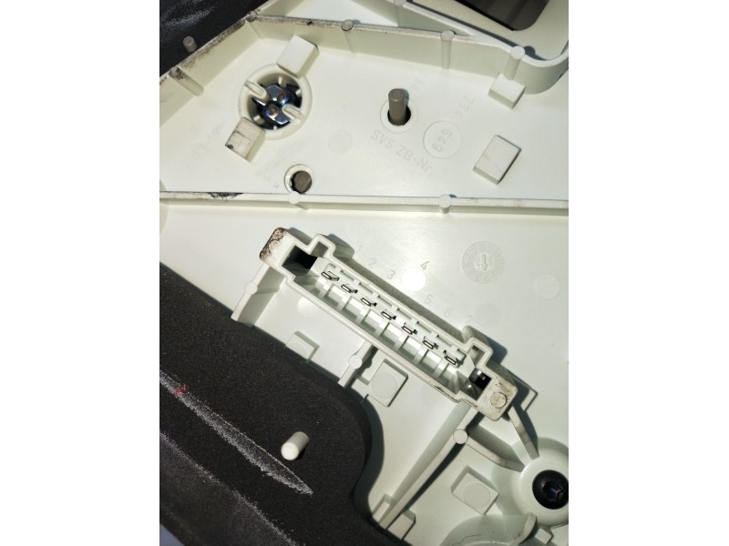 Recambio de piloto trasero izquierdo para mercedes-benz clase e (w211) e 220 cdi (211.008) referencia OEM IAM A2118202564 334509