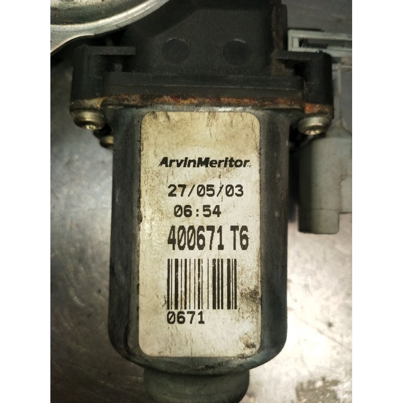 Recambio de elevalunas delantero izquierdo para peugeot 106 ii (1a_, 1c_) 1.1 i referencia OEM IAM 400671T6 5P 1996