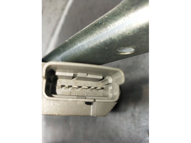 Recambio de elevalunas trasero derecho para peugeot 5008 (0u_, 0e_) 1.6 bluehdi 120 referencia OEM IAM 9682808880 5P 2012