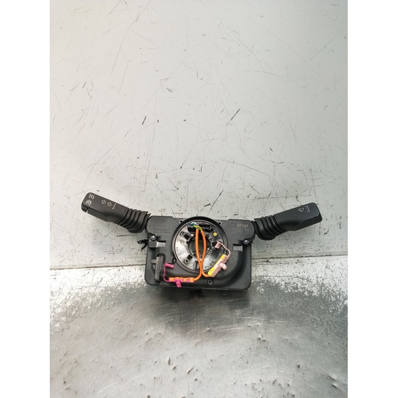 Recambio de mando luces para opel zafira / zafira family b (a05) 1.9 cdti (m75) referencia OEM IAM 93183451 498990969 2005