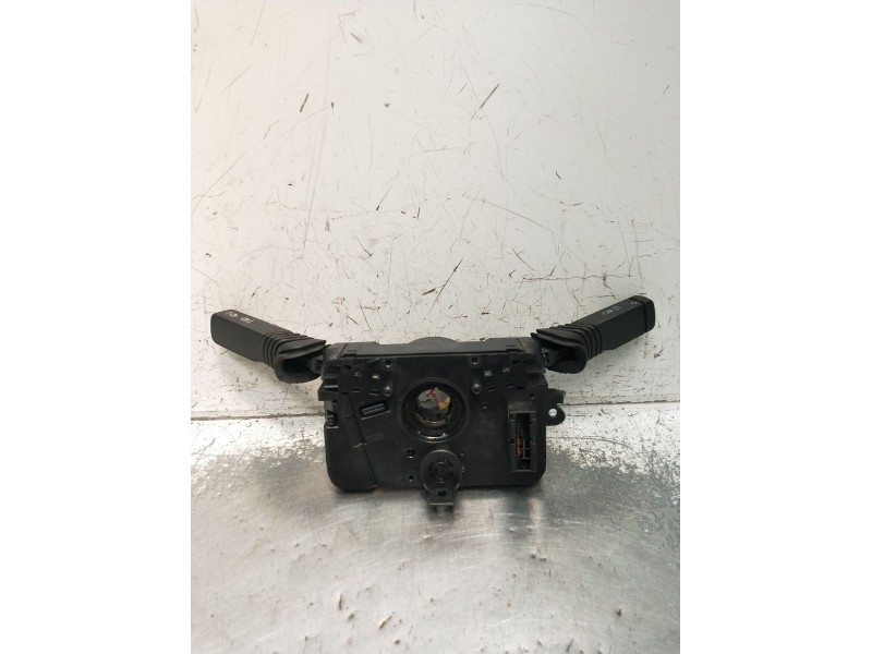 Recambio de mando luces para opel zafira / zafira family b (a05) 1.9 cdti (m75) referencia OEM IAM 93183451 498990969 2005