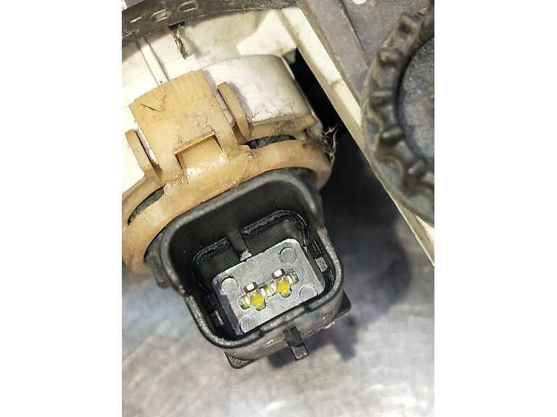 Recambio de faro antiniebla derecho para peugeot 5008 (0u_, 0e_) 1.6 bluehdi 120 referencia OEM IAM   2012