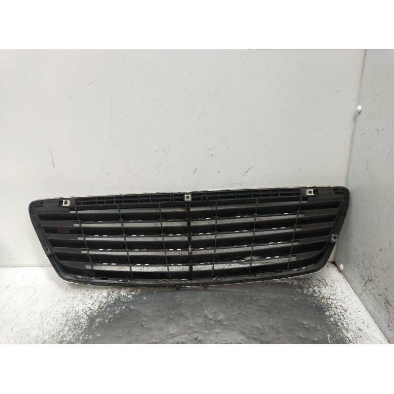 Recambio de rejilla delantera para mercedes-benz clase s (w220, v220) s 320 cdi (220.025, 220.125) referencia OEM IAM   2002