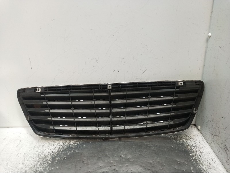 Recambio de rejilla delantera para mercedes-benz clase s (w220, v220) s 320 cdi (220.025, 220.125) referencia OEM IAM   2002