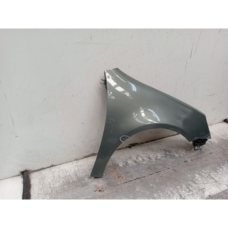 Recambio de aleta delantera derecha para volkswagen golf v (1k1) 1.9 tdi referencia OEM IAM  ALETA CON UNA RAYA (RAYADA) 2003