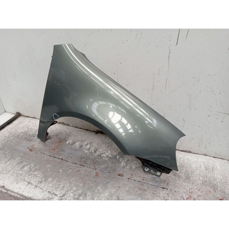 Recambio de aleta delantera derecha para volkswagen golf v (1k1) 1.9 tdi referencia OEM IAM  ALETA CON UNA RAYA (RAYADA) 2003