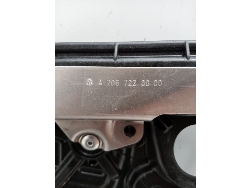 Recambio de elevalunas delantero derecho para mercedes-benz clase c (w206) c 200 d (206.003) referencia OEM IAM A2067228800 4P. 