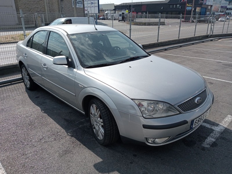 ford mondeo iii sedán (b4y) del año 2004
