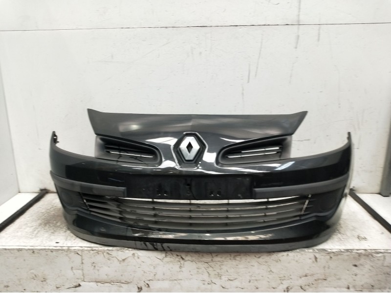 Recambio de paragolpes delantero para renault clio iii (br0/1, cr0/1) 1.2 16v (br02, br0j, br11, cr02, cr0j, cr11) referencia OE