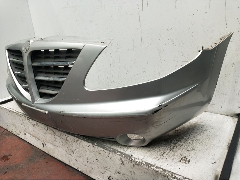 Recambio de paragolpes delantero para ssangyong rodius i 2.7 xdi referencia OEM IAM   2005