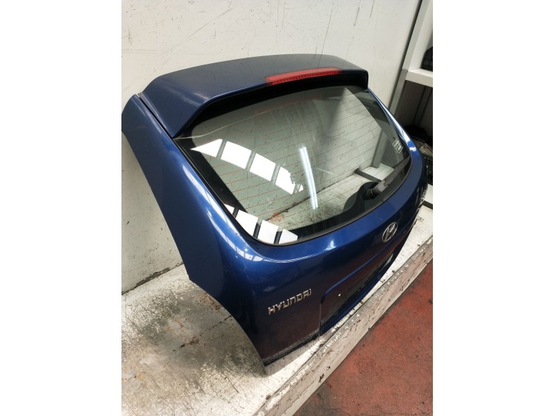 Recambio de porton trasero para hyundai accent iii (mc) 1.4 gl referencia OEM IAM  3P 2005