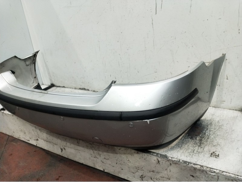 Recambio de paragolpes trasero para ford mondeo iii sedán (b4y) 2.0 tdci referencia OEM IAM   2001