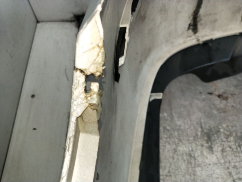Recambio de paragolpes trasero para ford mondeo iii sedán (b4y) 2.0 tdci referencia OEM IAM   2001