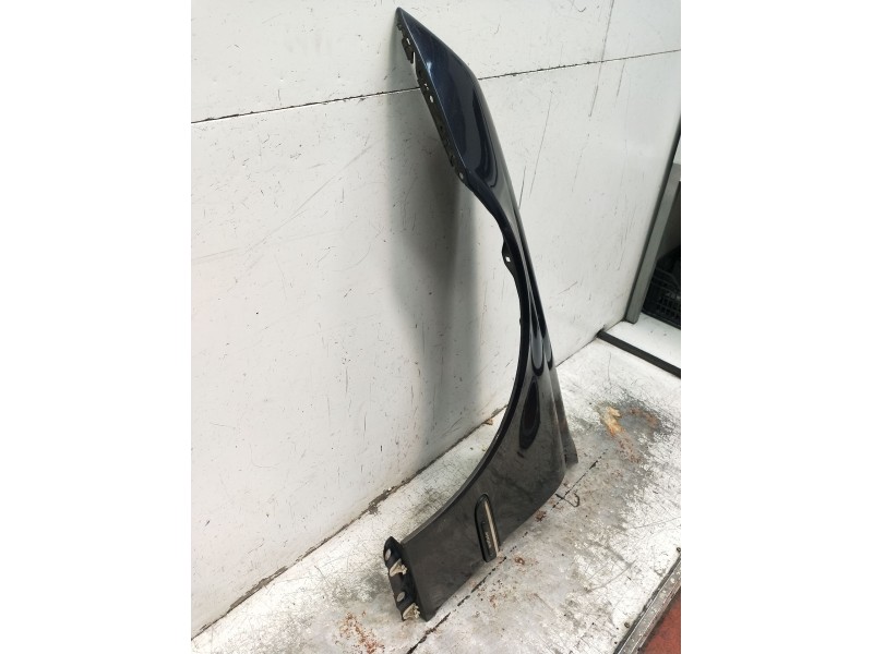 Recambio de aleta delantera derecha para mercedes-benz clase c (w203) c 270 cdi (203.016) referencia OEM IAM   2000