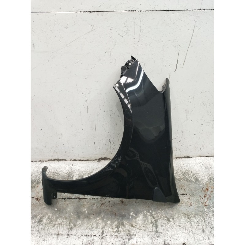 Recambio de aleta delantera izquierda para renault clio iii (br0/1, cr0/1) 1.2 16v (br02, br0j, br11, cr02, cr0j, cr11) referenc