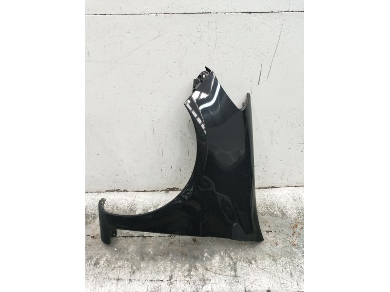 Recambio de aleta delantera izquierda para renault clio iii (br0/1, cr0/1) 1.2 16v (br02, br0j, br11, cr02, cr0j, cr11) referenc