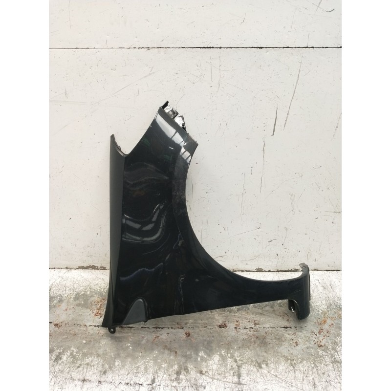 Recambio de aleta delantera derecha para renault clio iii (br0/1, cr0/1) 1.2 16v (br02, br0j, br11, cr02, cr0j, cr11) referencia