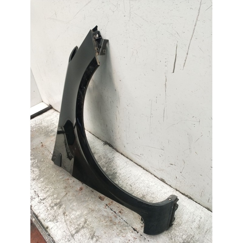 Recambio de aleta delantera derecha para renault clio iii (br0/1, cr0/1) 1.2 16v (br02, br0j, br11, cr02, cr0j, cr11) referencia