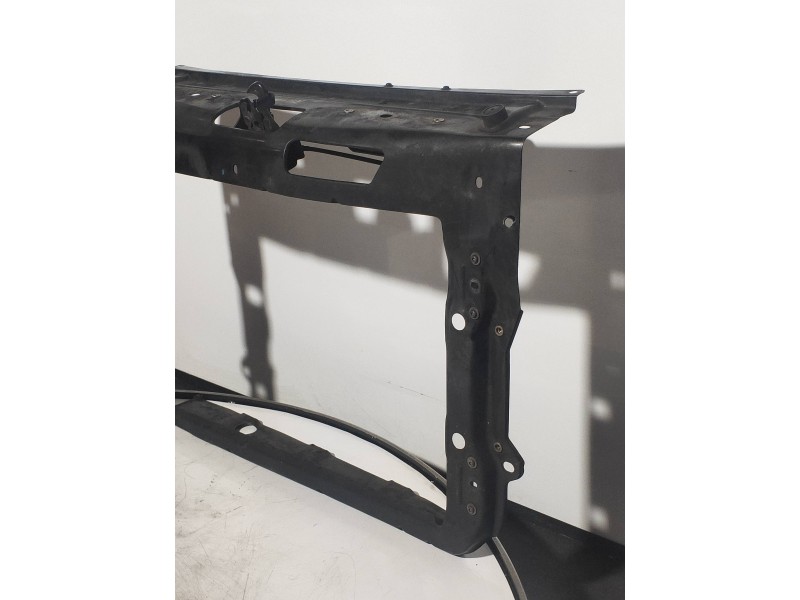 Recambio de panel frontal para volkswagen fox (5z1) básico referencia OEM IAM   