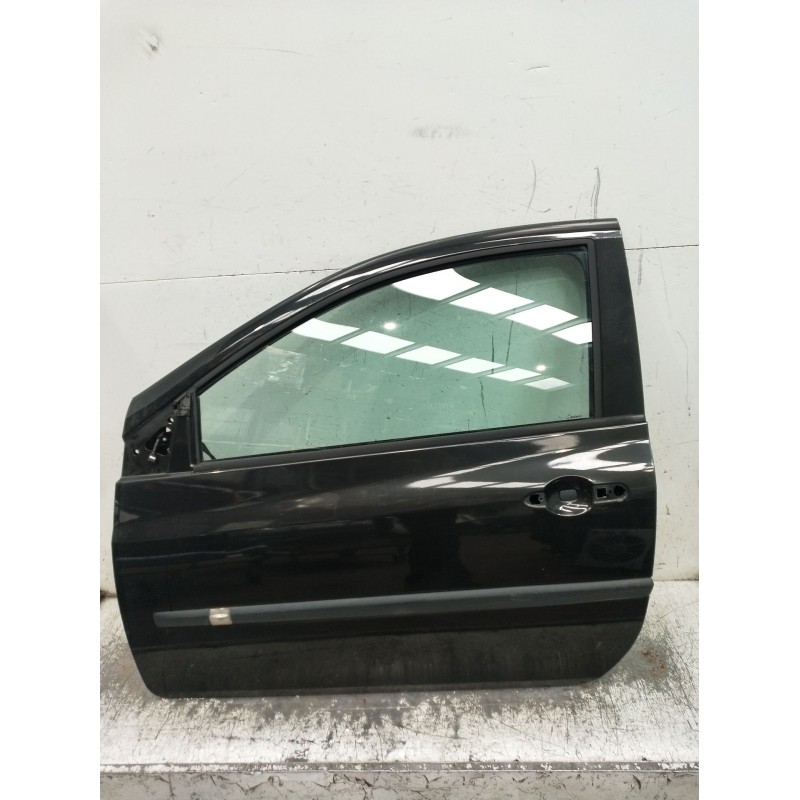 Recambio de puerta delantera izquierda para renault clio iii (br0/1, cr0/1) 1.2 16v (br02, br0j, br11, cr02, cr0j, cr11) referen