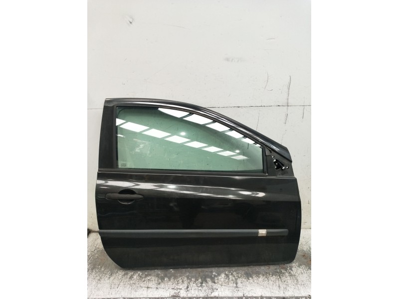 Recambio de puerta delantera derecha para renault clio iii (br0/1, cr0/1) 1.2 16v (br02, br0j, br11, cr02, cr0j, cr11) referenci