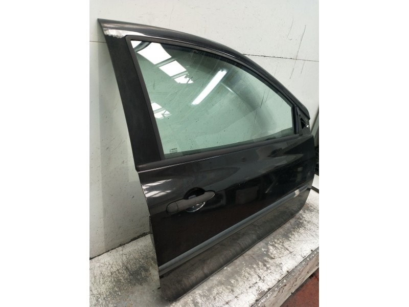 Recambio de puerta delantera derecha para renault clio iii (br0/1, cr0/1) 1.2 16v (br02, br0j, br11, cr02, cr0j, cr11) referenci