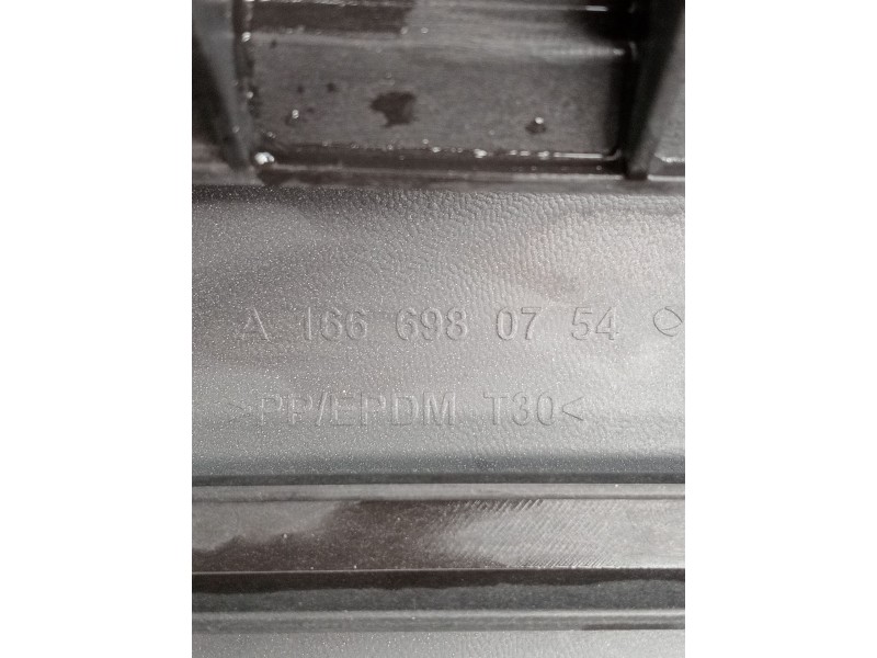 Recambio de faldon lateral para mercedes-benz clase m (w166) ml 350 4-matic (166.057) referencia OEM IAM A1666980754 IZQUIERDO 