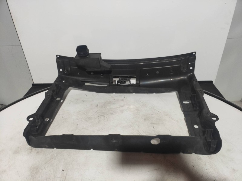 Recambio de panel frontal para volkswagen fox (5z1) básico referencia OEM IAM   