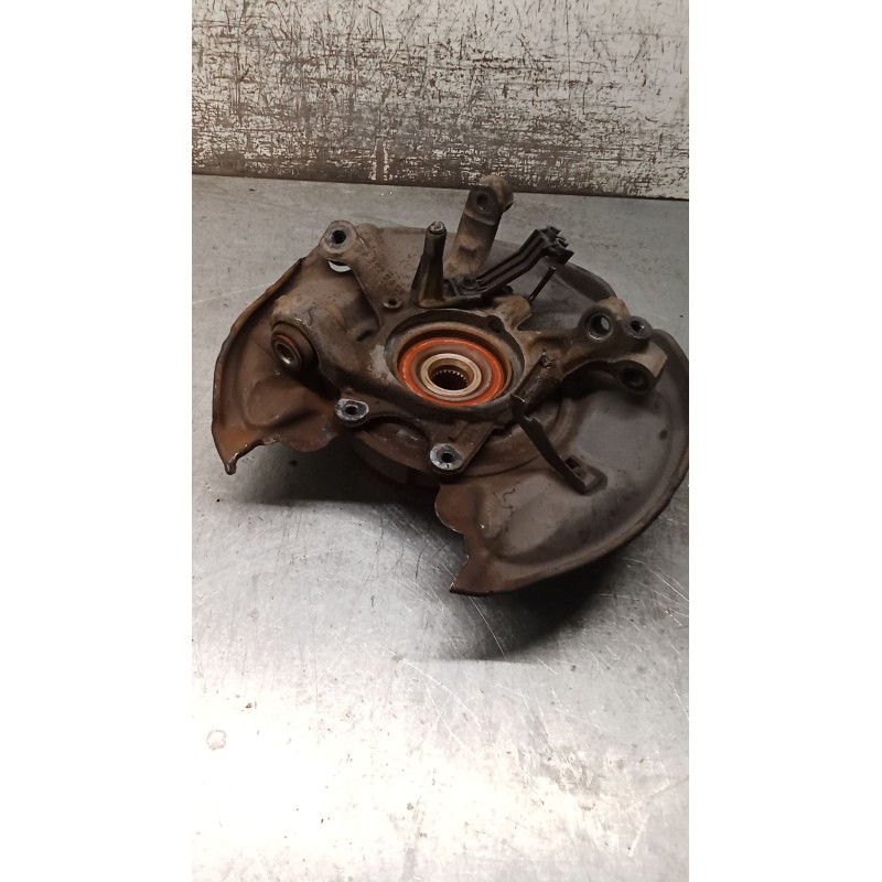 Recambio de mangueta trasera derecha para mercedes-benz clase c (w203) c 270 cdi (203.016) referencia OEM IAM A2030405  00
