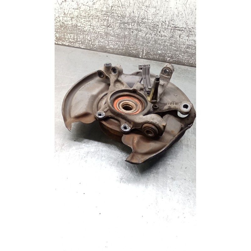 Recambio de mangueta trasera izquierda para mercedes-benz clase c (w203) c 270 cdi (203.016) referencia OEM IAM A2030505  00