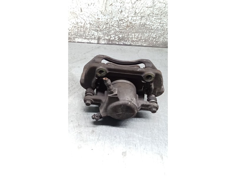 Recambio de pinza freno delantera izquierda para mercedes-benz clase c (w203) c 270 cdi (203.016) referencia OEM IAM  LUCAS 00