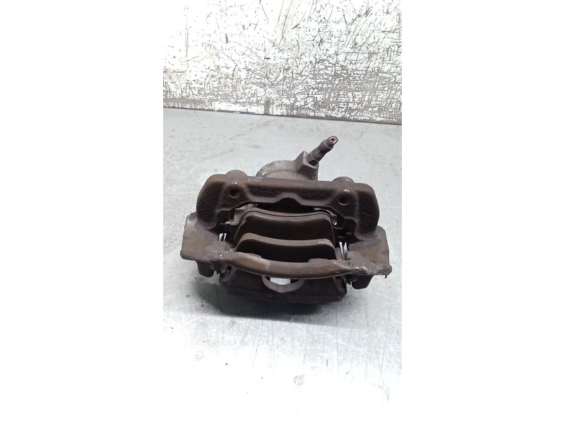 Recambio de pinza freno delantera izquierda para mercedes-benz clase c (w203) c 270 cdi (203.016) referencia OEM IAM  LUCAS 00