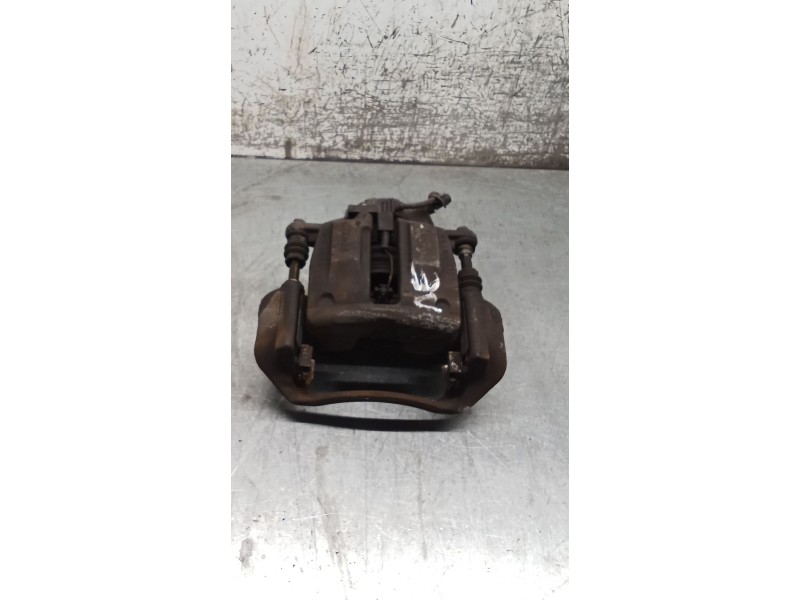 Recambio de pinza freno delantera derecha para mercedes-benz clase c (w203) c 270 cdi (203.016) referencia OEM IAM  LUCAS 00