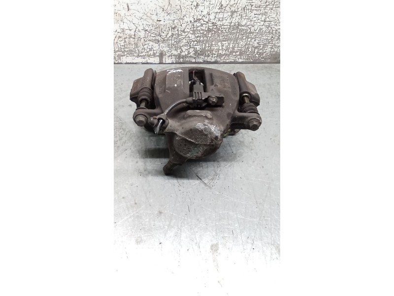 Recambio de pinza freno delantera derecha para mercedes-benz clase c (w203) c 270 cdi (203.016) referencia OEM IAM  LUCAS 00