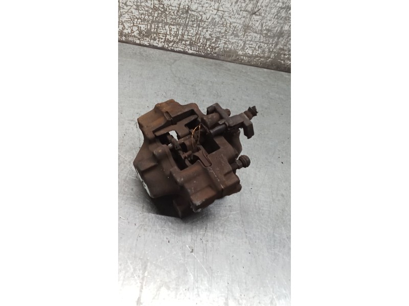 Recambio de pinza freno trasera derecha para mercedes-benz clase c (w203) c 270 cdi (203.016) referencia OEM IAM  ATE 00
